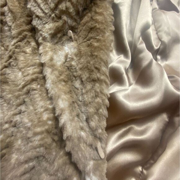 Adrienne Landau Womens Faux Fur Short Coat W/ Hook & Eye Closures-Tan-Sz 1X-NWT - Picture 6 of 10